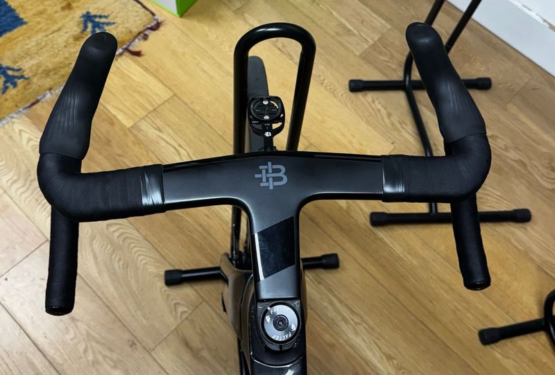Brugt Black Inc Manubrio integrato 2024 Cockpit