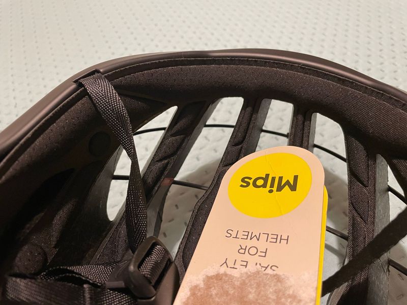 Used Specialized Prevail 3 Helmet bike — image 5 of 6