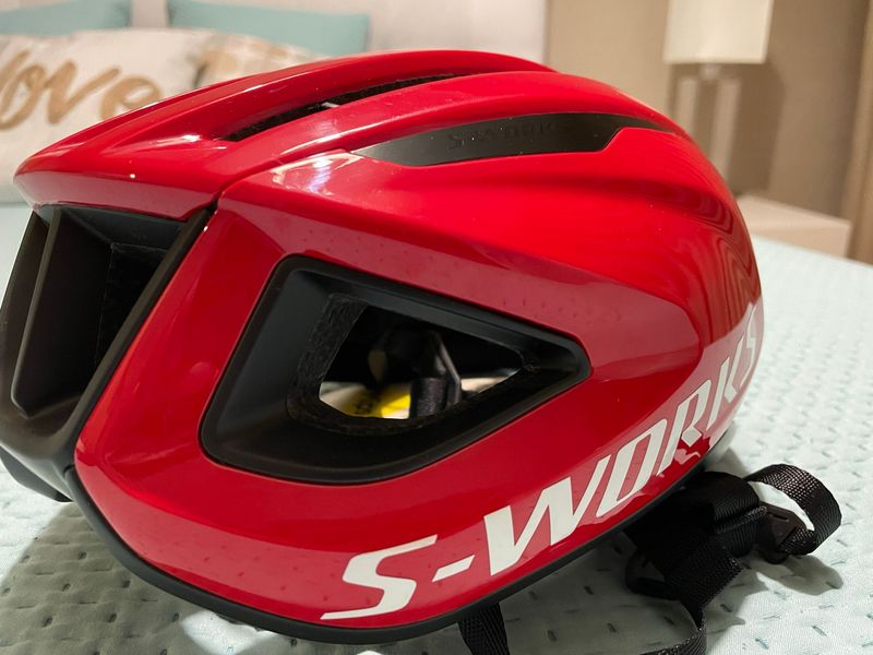 Used Specialized Prevail 3 Helmet bike — image 4 of 6