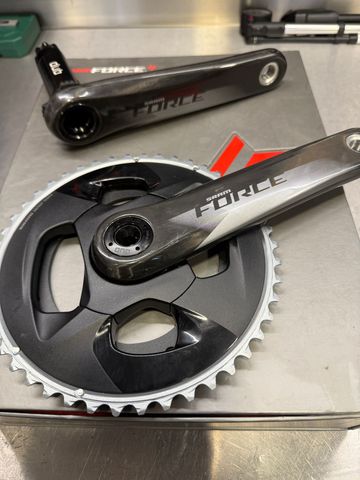 Brugt Sram Force eTap AXS 12-speed 2023 bike — billede 1 af 4
