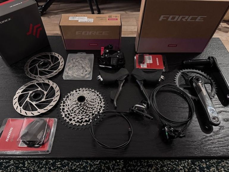 Used Sram Force XPLR AXS 12 vitesses bike — image 1 of 2