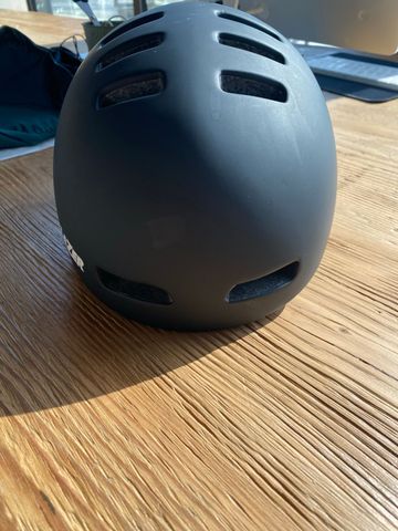 Used Lazer Armor Helmet bike — image 3 of 5