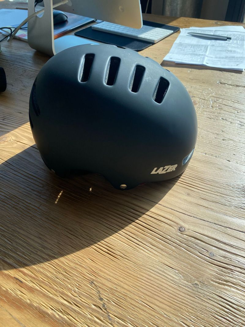Used Lazer Armor Helmet bike — image 2 of 5