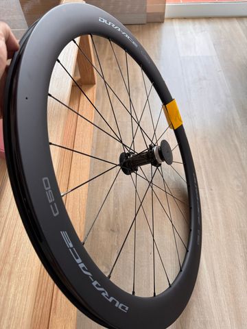 Used Shimano C50 Wheelset bike — image 2 of 9