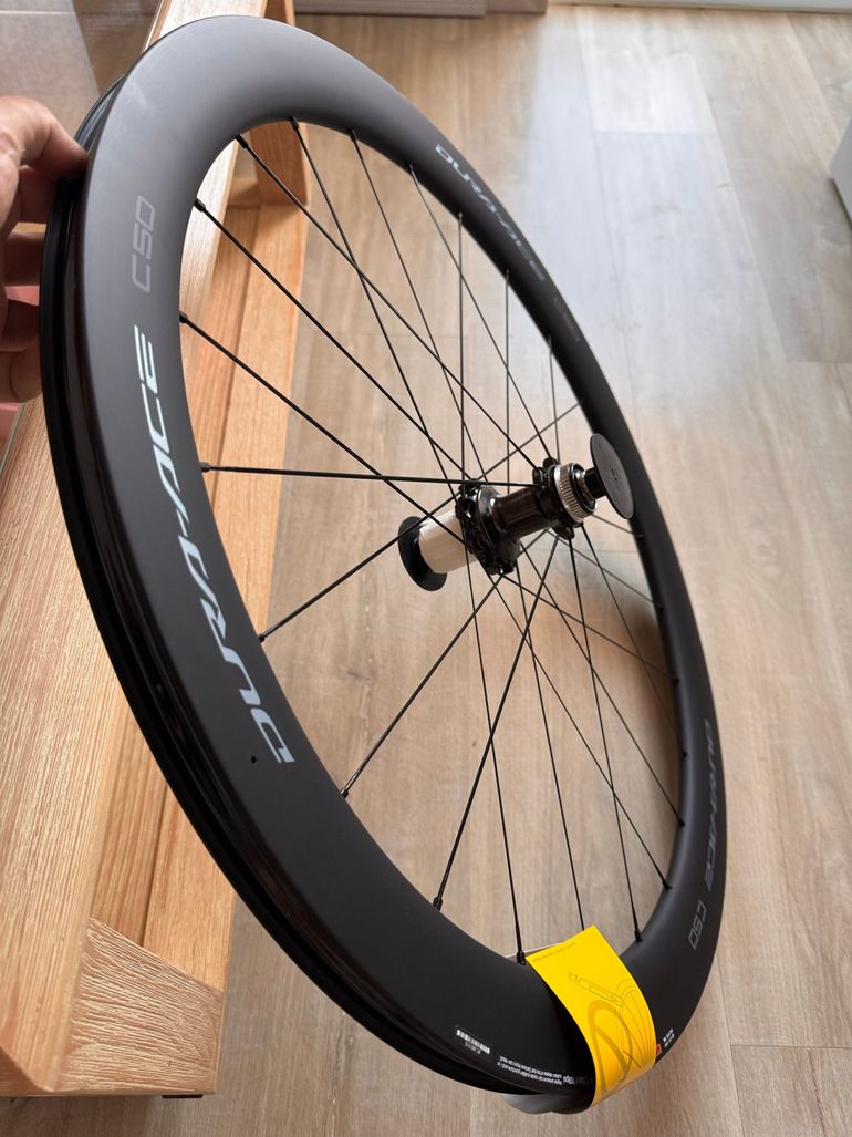 Used Shimano C50 Wheelset bike — image 4 of 9