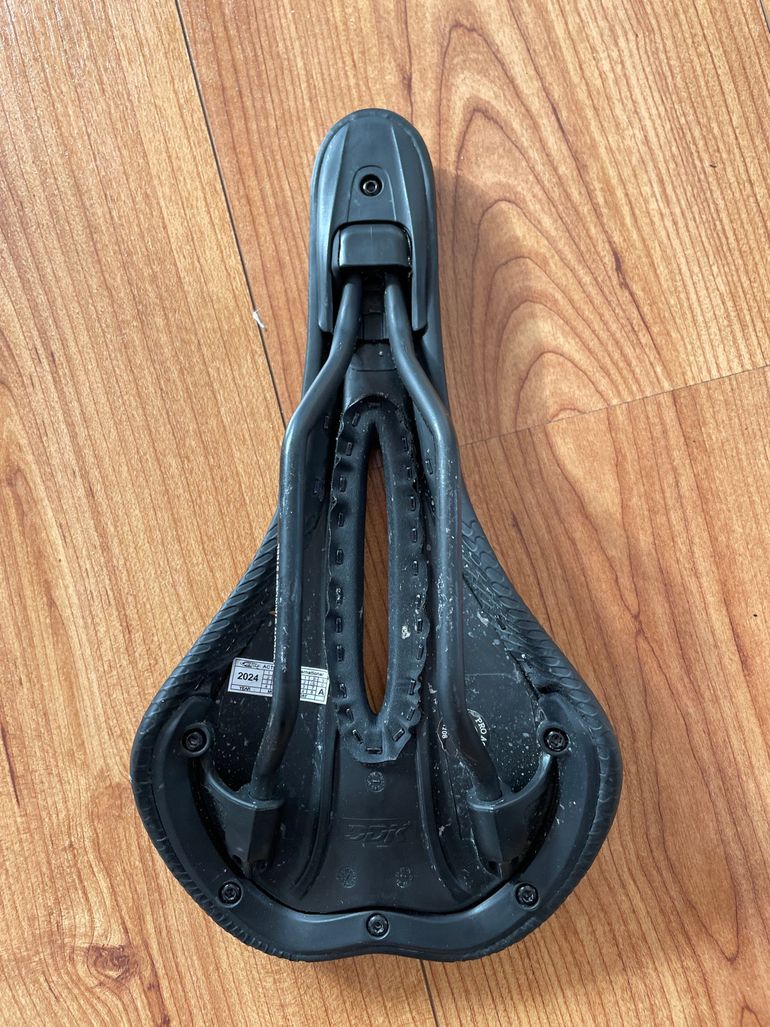 Used Decathlon Women Ergofit 2024 bike — image 3 of 3