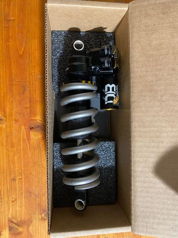 Used Cane Creek Kitsuma coil bike — image 2 of 6
