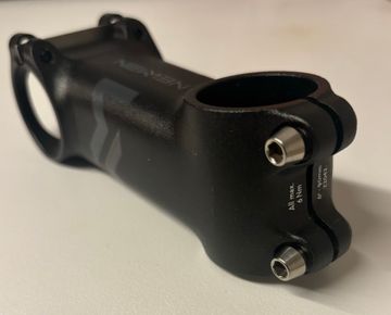 Newmen 318.2 Stem 90mm Cockpit d'occasion