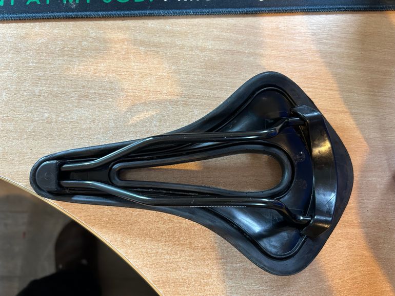 Used no logo? Road Saddle 2025 bike — image 2 of 5