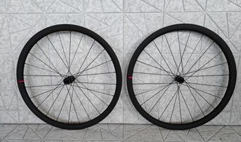 Aerotec, Naked Thirty-Five Carbon Wheelset