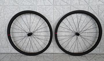 Aerotec Naked Thirty-Five Carbon Wheelset Wheels de segunda mano