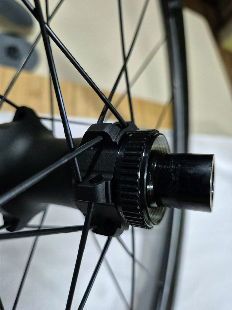 Used Reynolds AR46 Carbon Disc Wheelset 2026 bike — image 9 of 9