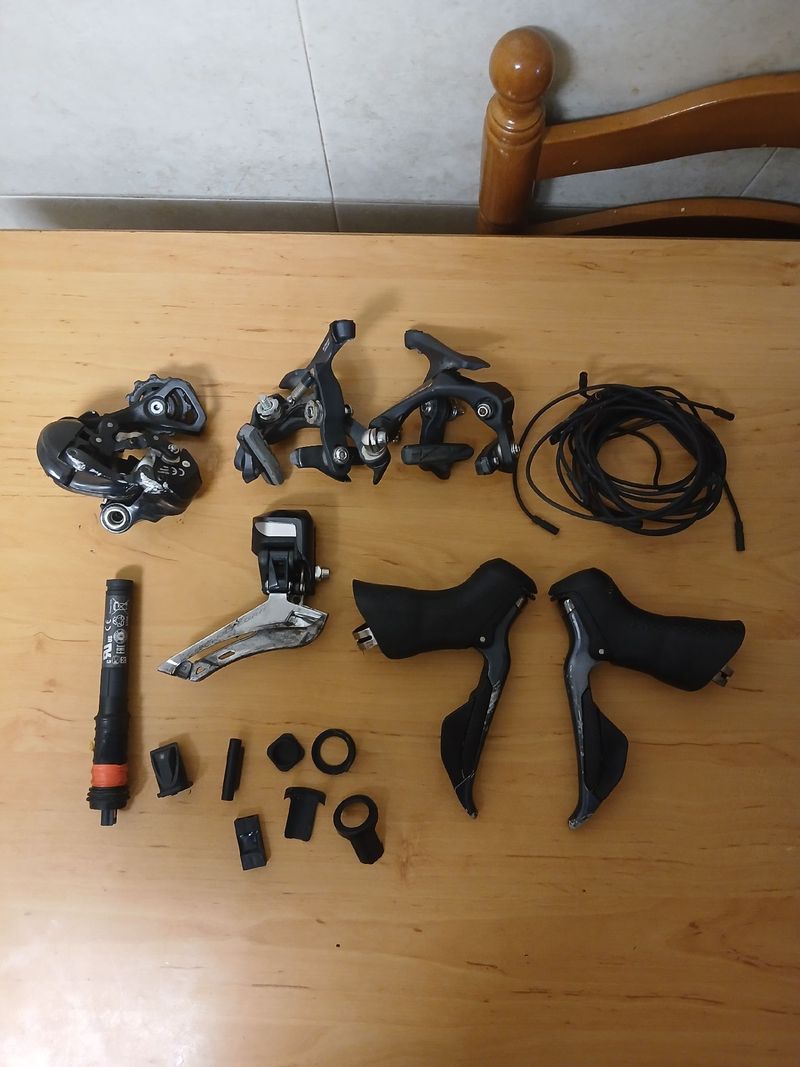 Shimano Ultegra Di2 11-speed 2019 Groupset usato