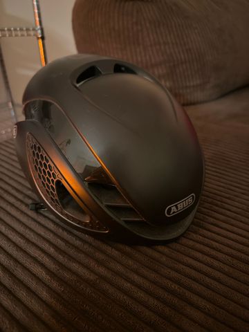 Used ABUS GameChanger Helmet 2022 bike — image 2 of 3