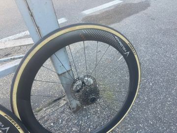 Used Bianchi Carbon Wheels 2024 bike — image 5 of 8