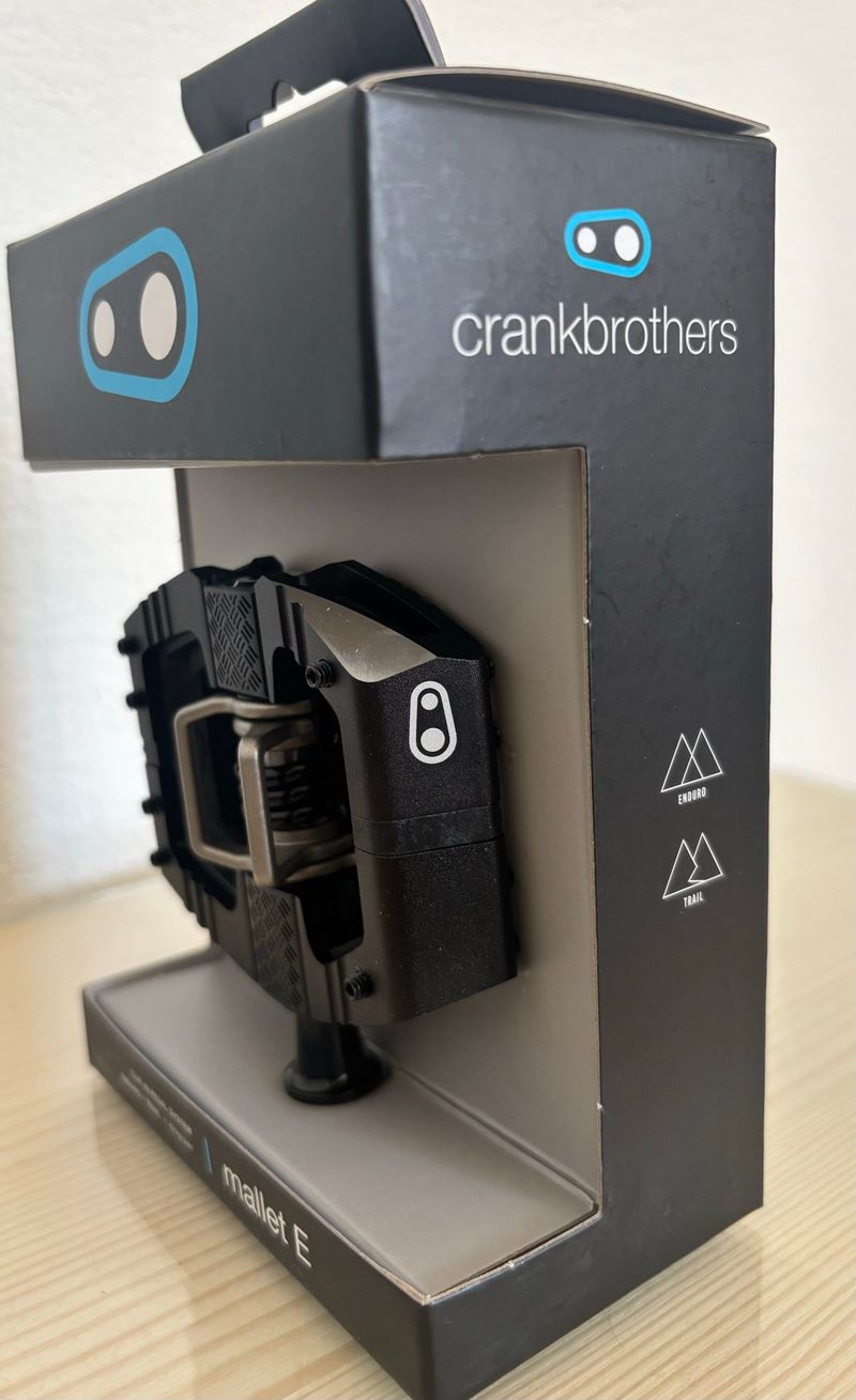 Used Crankbrothers Mallet E Pedals 2026 bike — image 3 of 7