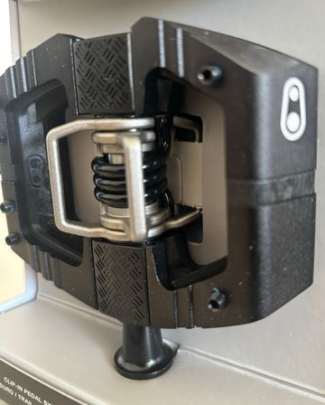 Used Crankbrothers Mallet E Pedals 2026 bike — image 5 of 7
