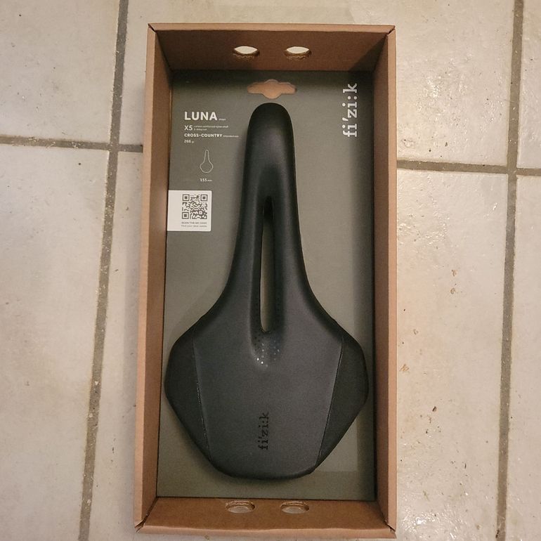 Used Fizik Luna X5 155mm Taglia L 2026 bike — image 1 of 6