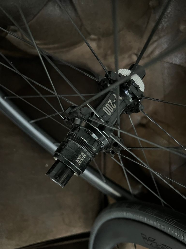 Used Vision R2 Kit de ruedas 2026 bike — image 3 of 8