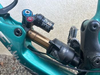Fox, Float X2 170 mm Factory Kashima Coat