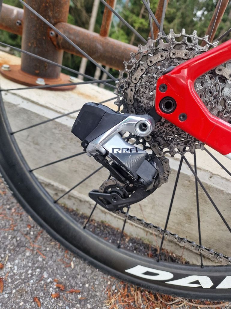 Used Sram RED axs etap 12v 2024 bike — image 2 of 5