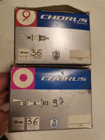 Used Campagnolo Chorus 97 36h Hub bike — image 2 of 6