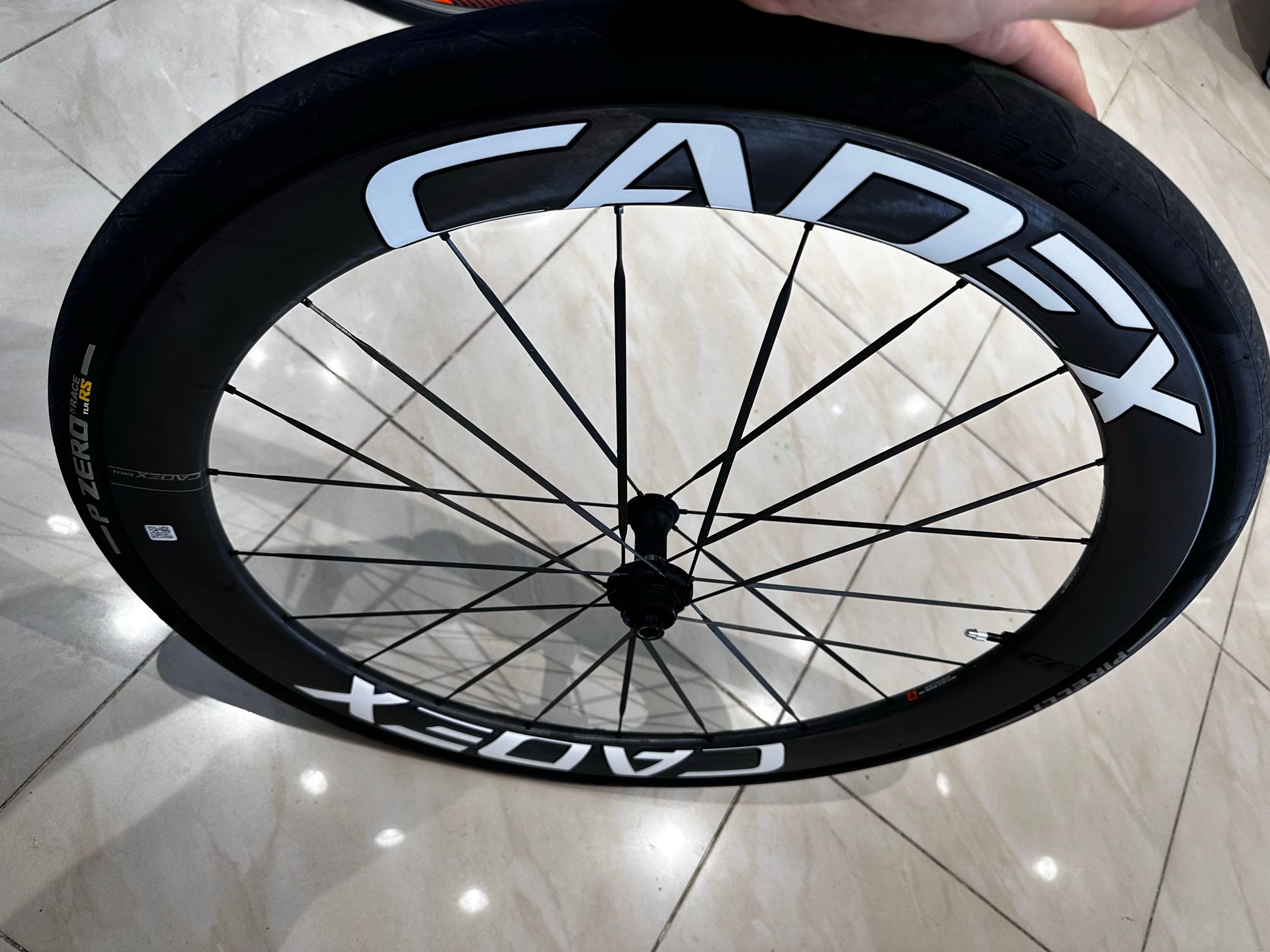 Cadex Ultra 50 Disc Tubeless Wheelset | buycycle