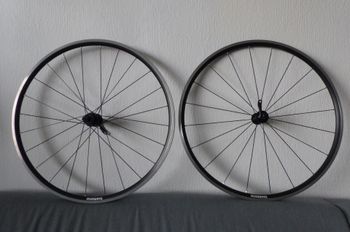 Shimano WH-R501 Wheelset