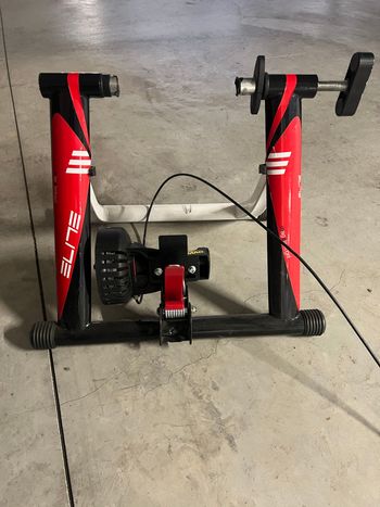 Used Elite mag elastongel bike — image 2 of 3