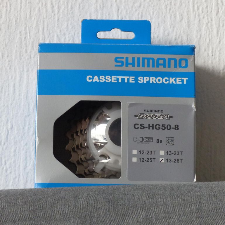 Used Shimano Sora CS-HG50-8 8-speed Cassette bike — image 2 of 5