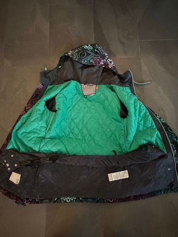 Used Volcom Magnum Insulated Jacket bike — image 3 of 7
