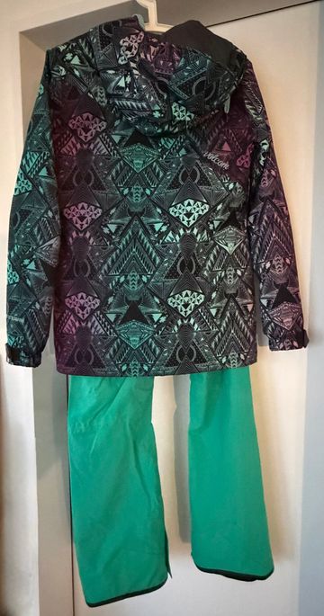Used Volcom Magnum Insulated Jacket bike — image 2 of 7