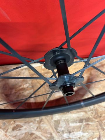Used Cadex Max 50 2026 bike — image 3 of 9