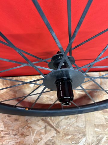 Used Cadex Max 50 2026 bike — image 2 of 9