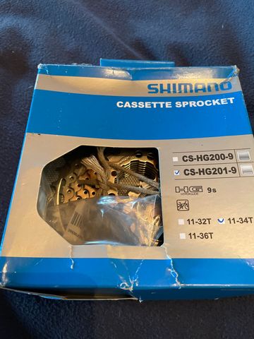 Used Shimano CS-HG201-9 9s 11-34T Drivetrain & Pedals
