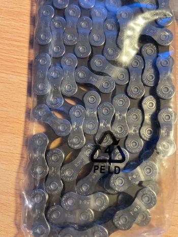 Used Shimano Chain CN-HG53 9s bike — image 3 of 4