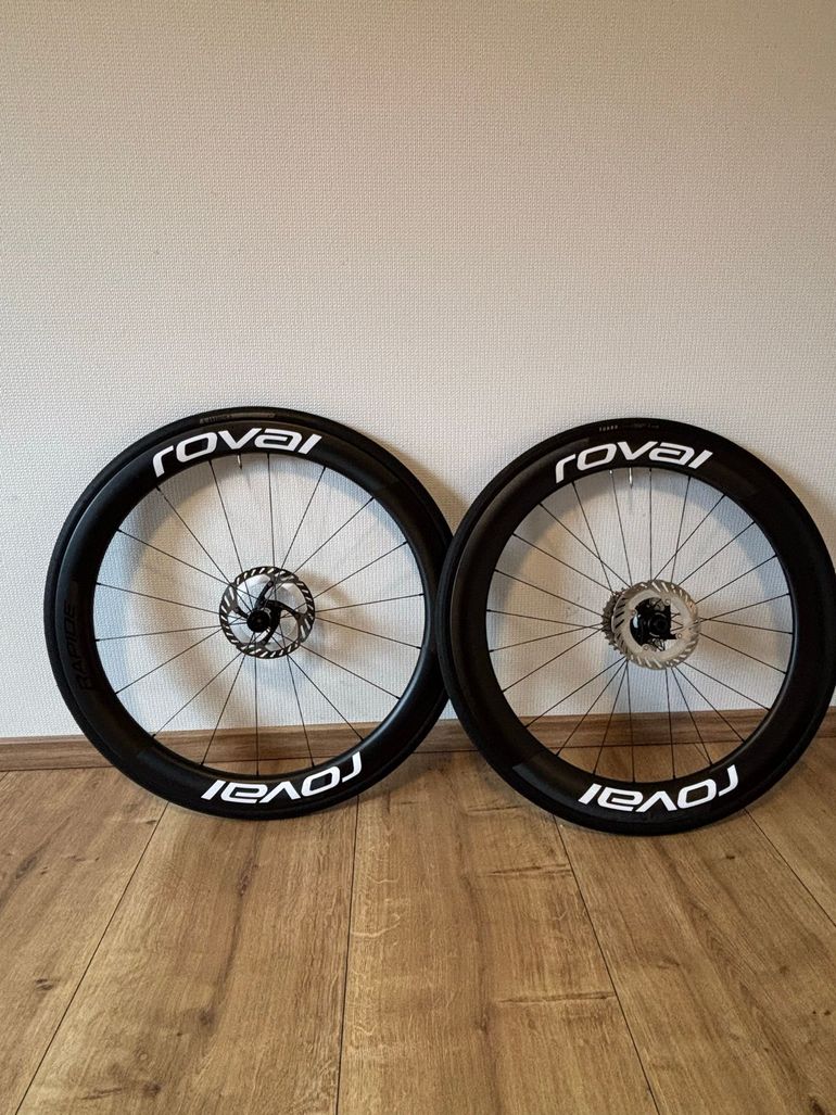 Used Roval Rapide CL II Wheelset 2025 bike — image 2 of 9