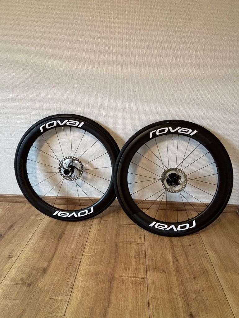 Used Roval Rapide CL II Wheelset 2025 bike — image 1 of 9