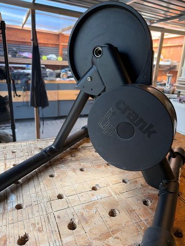 Brugt Wahoo KICKR Smart Trainer 2020 bike — billede 4 af 5