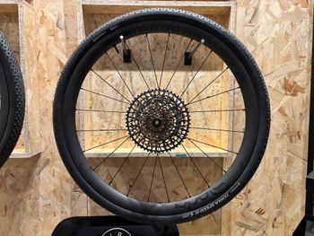 Used Deda Elementi Allroad Carbon Wheelset 2026 bike