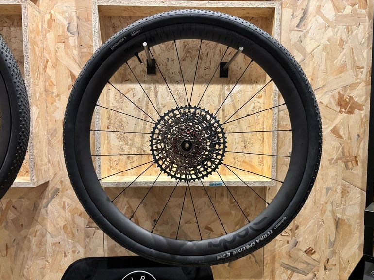 Used Deda Elementi Allroad Carbon Wheelset 2026 bike — image 1 of 9