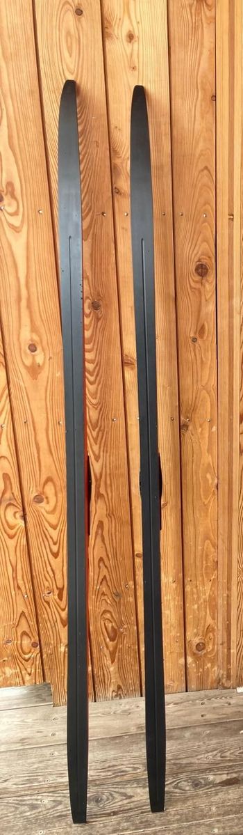 Used Atomic Redster S9 Gen S Skate Ski 2024 bike — image 2 of 6