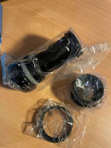 Shimano BB-MT800 68-73mm bike d'occasion — image 5 sur 5