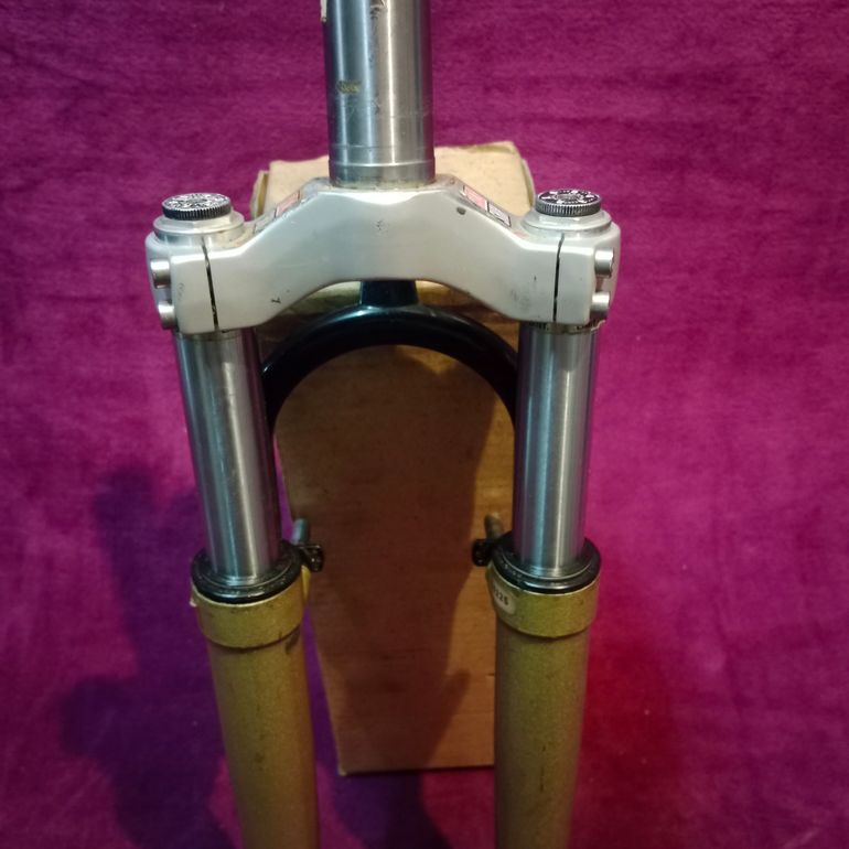 Used Rock Shox MAG 20 1"1/8 bike — image 7 of 7