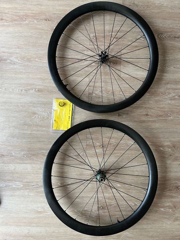 EXTRALITE Aerion RS Carbon 2024 bike usato — immagine 20 di 21