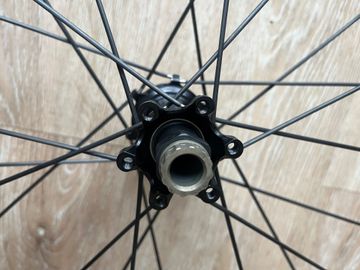 EXTRALITE Aerion RS Carbon 2024 bike usato — immagine 10 di 21