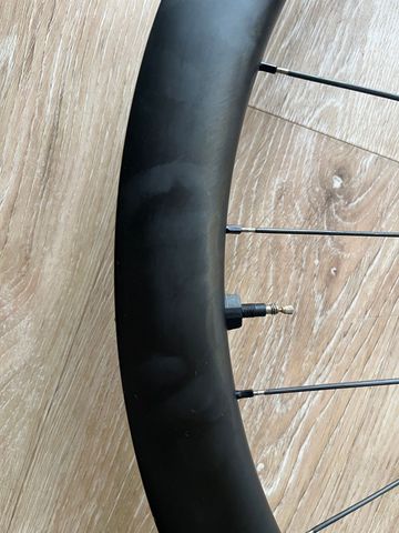 EXTRALITE Aerion RS Carbon 2024 bike usato — immagine 17 di 21