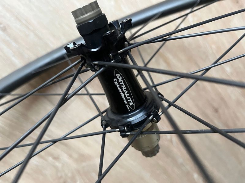 EXTRALITE Aerion RS Carbon 2024 bike usato — immagine 15 di 21