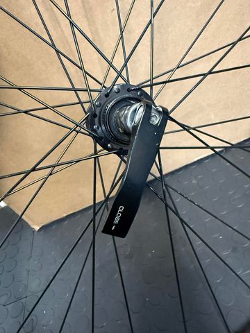 Used Alexrims MD17. DISC. QUICK RELEASE. bike — image 6 of 8