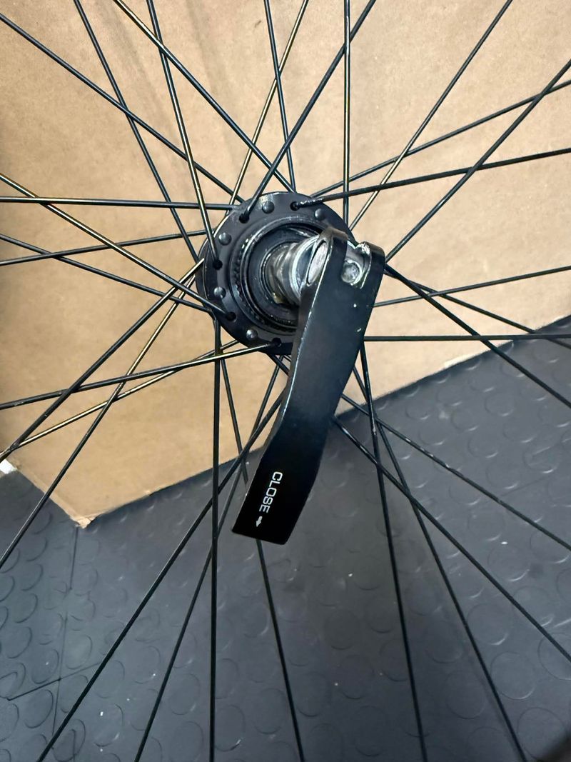 Used Alexrims MD17. DISC. QUICK RELEASE. bike — image 6 of 8